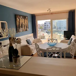 Apt Port Rhodes B Avec 1 Chbre Vue Port Privé Ou Apt Port Rhodes C Avec 2 Chbres Vue Sur Canal Principal De La Marina- Appartement Empuriabrava